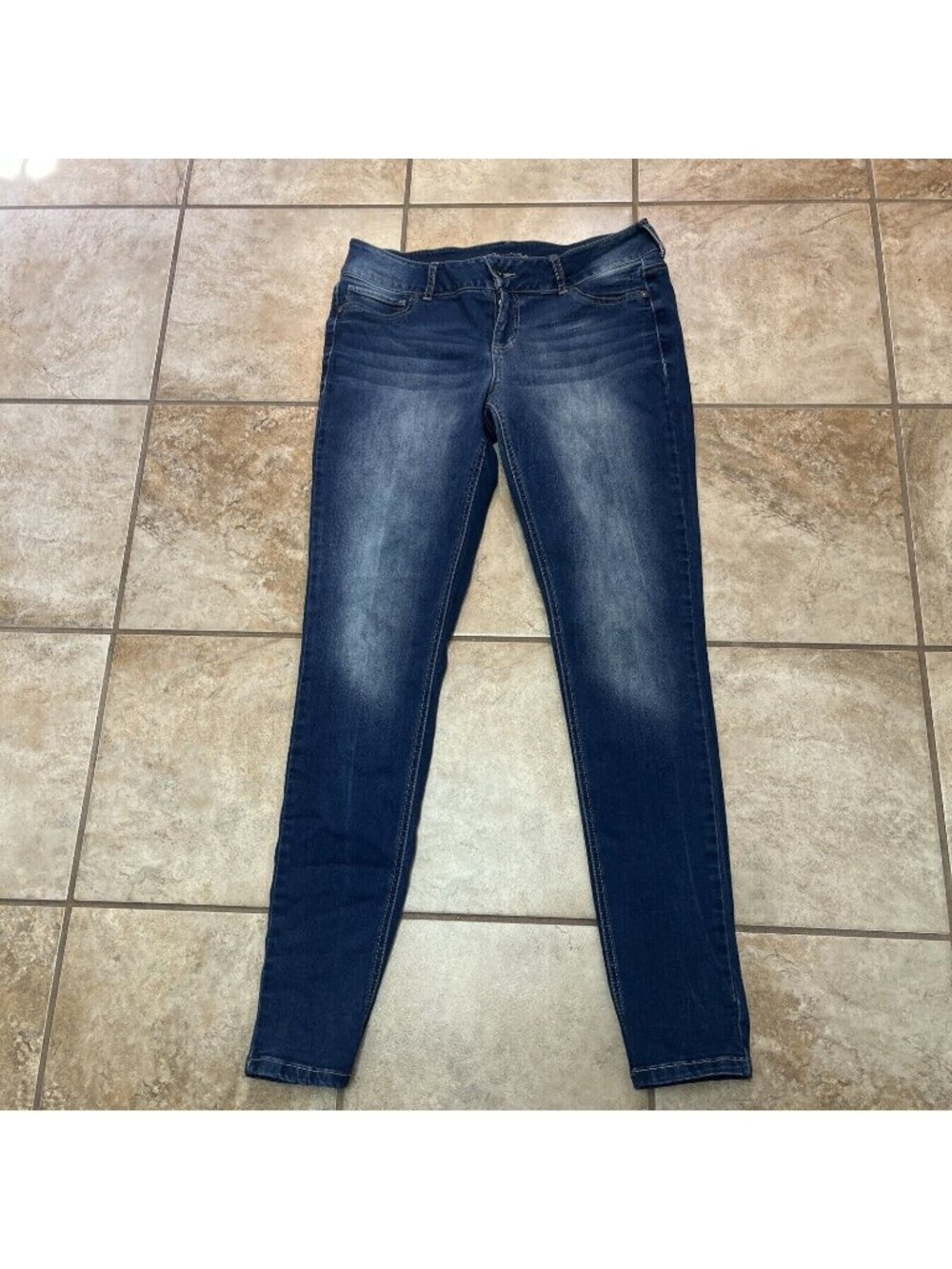 Maurices Sz Large Sz 32 Women's Low Rise Regular Straig Denim Stretch Jeans U12x